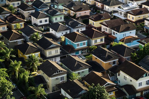 Quel est le marché immobilier actuel à Nîmes et quelles sont ses perspectives d'évolution ?